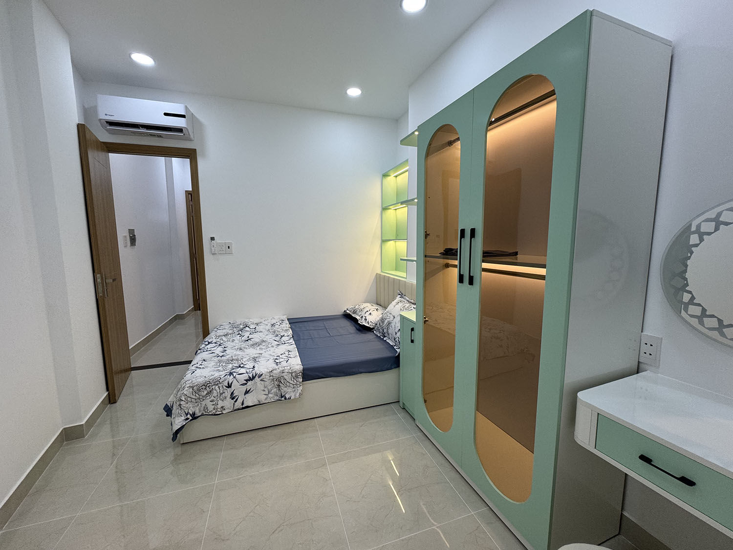 Luxury House 1 lầu đẹp lung linh, full nội thất cao cấp, có phòng tầng trệt khu VIP Hoàng Văn Thụ